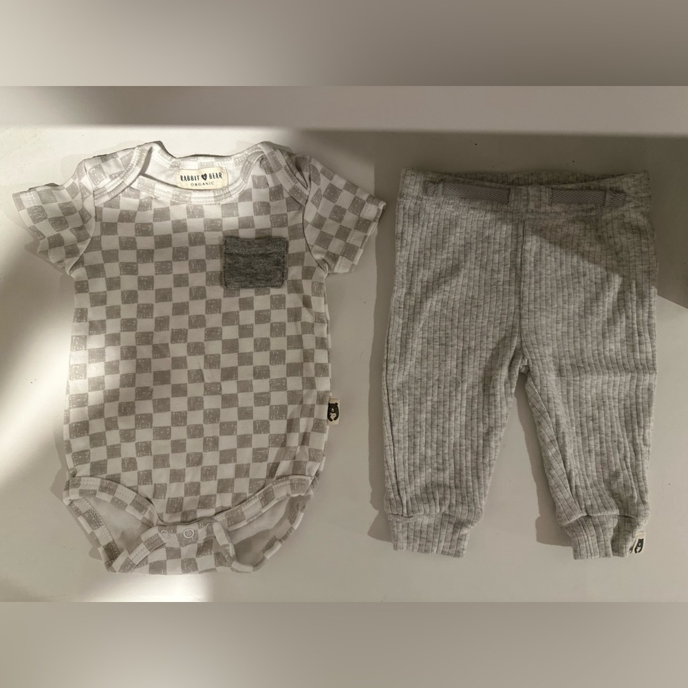 Rabbit and Bear Organic Gender Neutral Gray and White Checkered Baby Outfit 3-6M